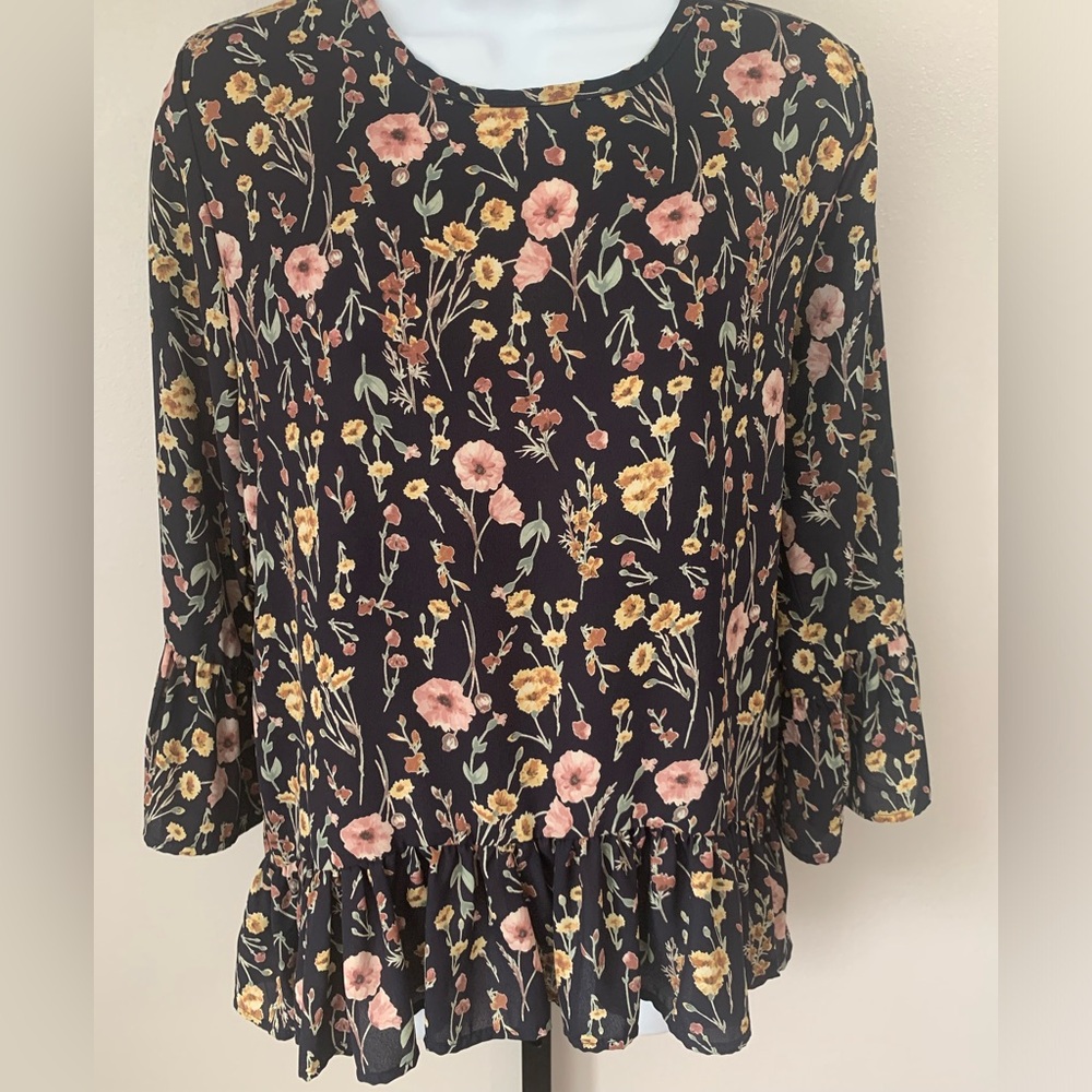 Magnolia Floral Top